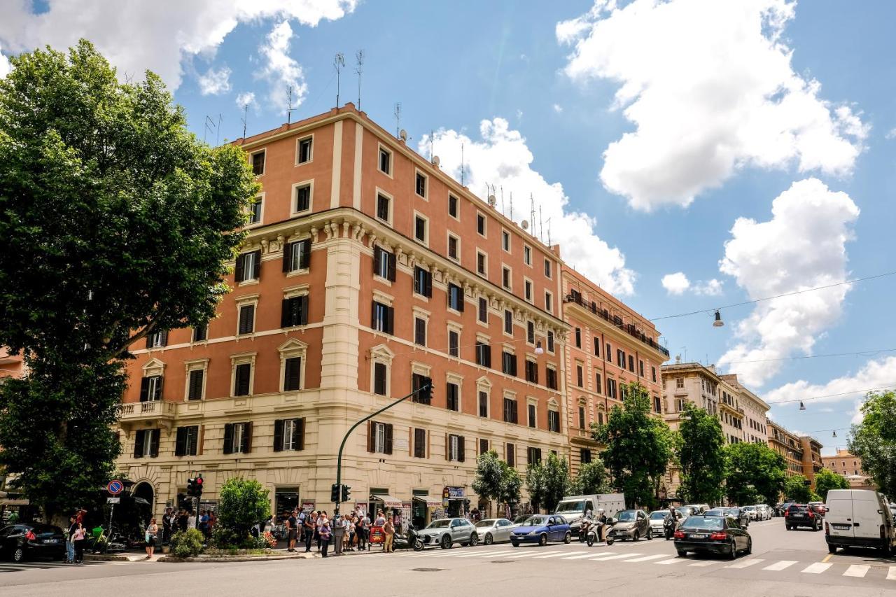 Family Apartment Near Vatican Museum โรม ภายนอก รูปภาพ