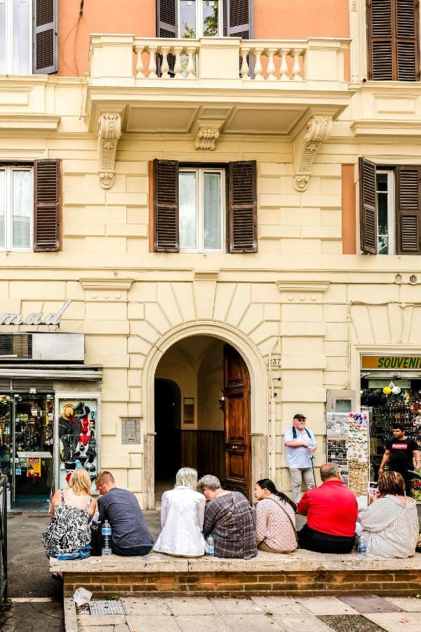 Family Apartment Near Vatican Museum โรม ภายนอก รูปภาพ